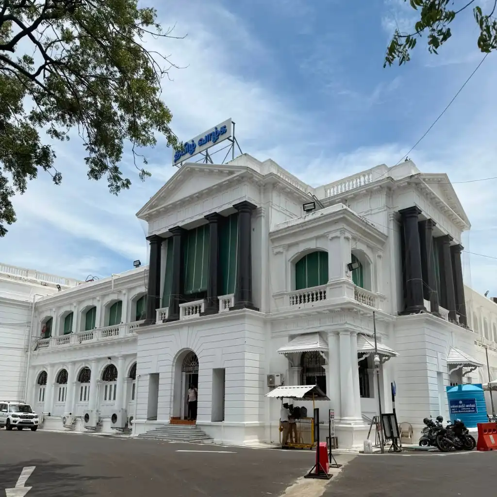 St. George's Fort Chennai white colonial building with black pillars and green shutters